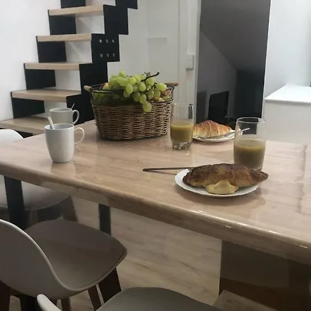 Apartment Au Coeur De Avec Terrasse Ceret